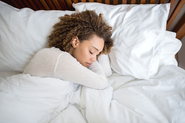woman napping to improve concentration